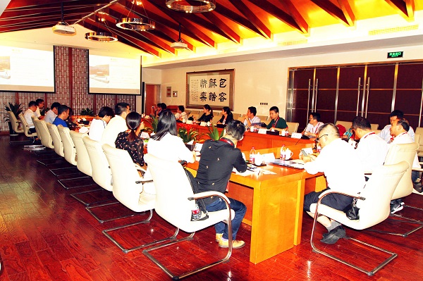 湖北省創業投資同業公會一行到訪我司考察交流